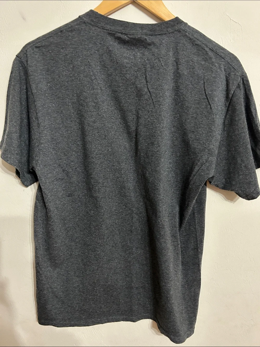 NFL Team Apparel Tampa Bay Buccaneers Graphic Tee - Charcoal with Red Mens M